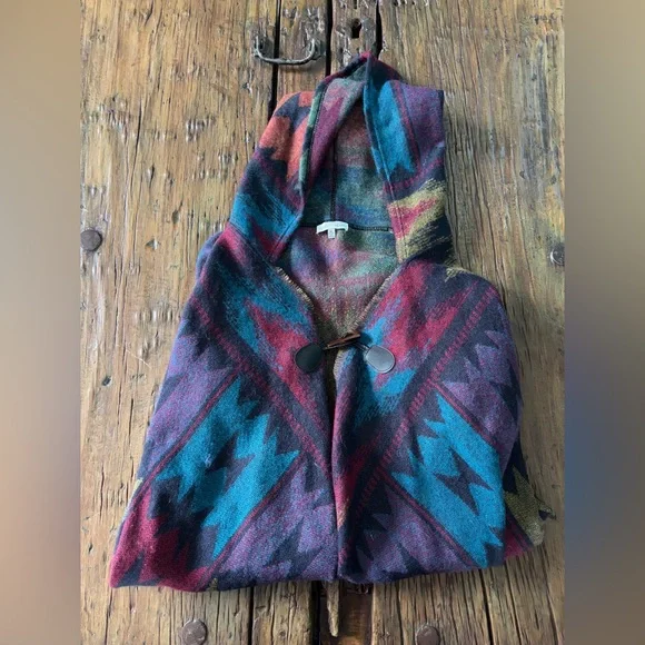 Multicolor Fringe Woven Poncho/Cape - Picture 3 of 7